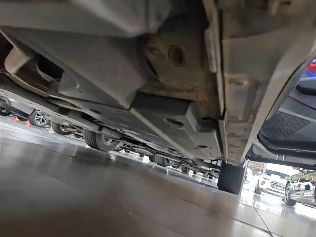 Toyota IZOA 2018 2.0L Yichi Edition China V фото 21