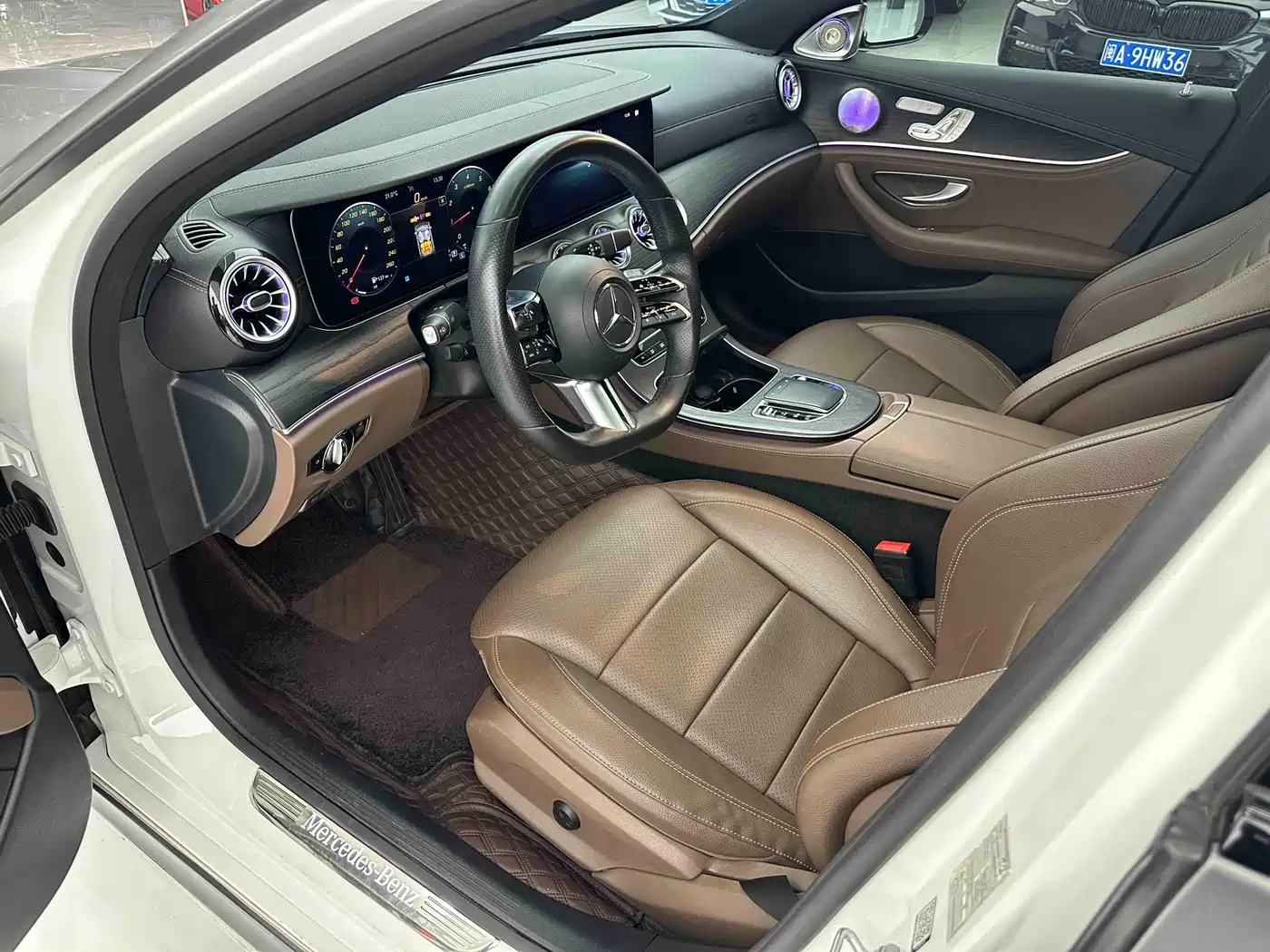 Mercedes-Benz E-Class 2021 E 300 L Sport Luxury Edition фото 5