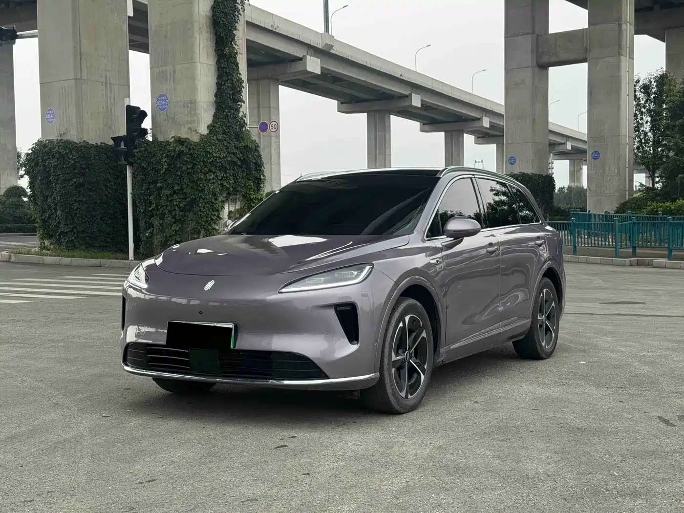 Фото 1 - Shangjie SUV
