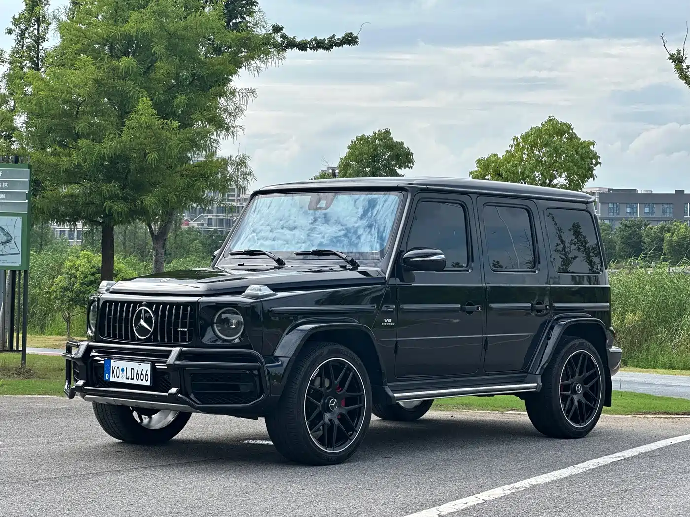 Mercedes-Benz G-Class