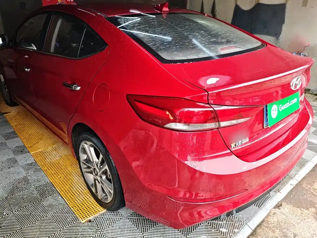 Hyundai Elantra 2016 Model 1.6L Automatic Smart Elite фото 5