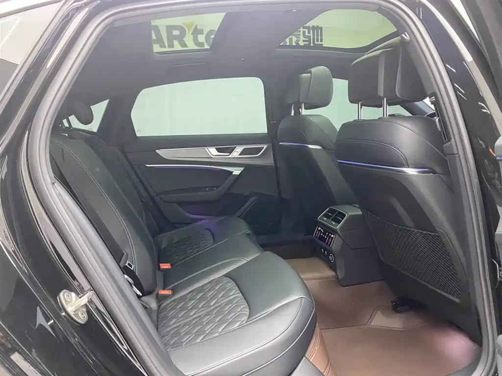 Audi A6L 2025 45 TFSI Premium Sport фото 23