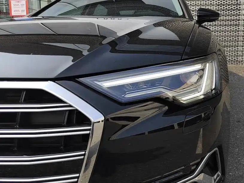 Audi A6L 2023 45 TFSI Premium Selection Elegance фото 12
