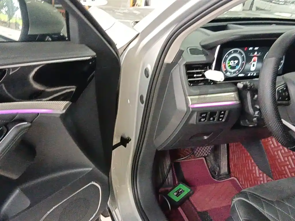 Hongqi HS5 2019 2.0T Smart Connect Enjoy 4WD Edition фото 16