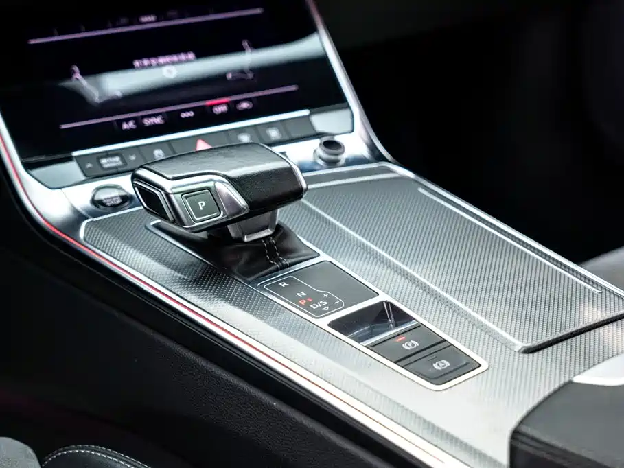 AUDI A6L NEW ENERGY