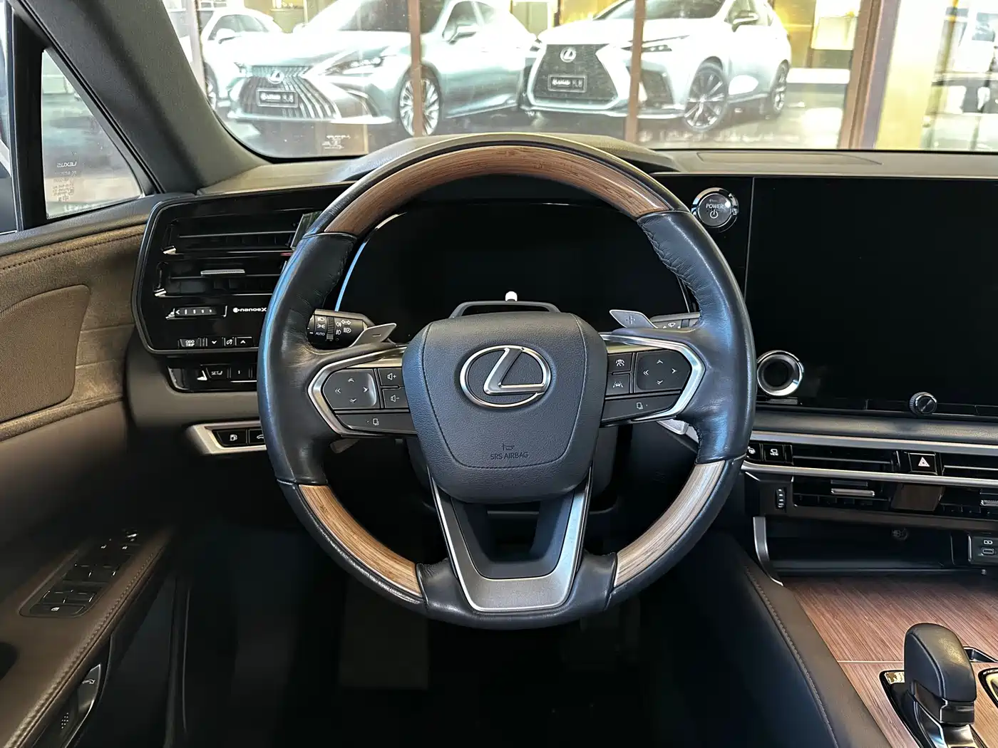 Lexus RX New Energy 2023 450h+ 4WD Enjoyment фото 8