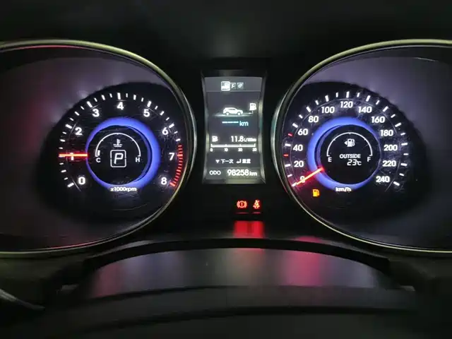 Hyundai Santa Fe 2013 Facelift 2.4L Automatic 4WD Premium — фото 4