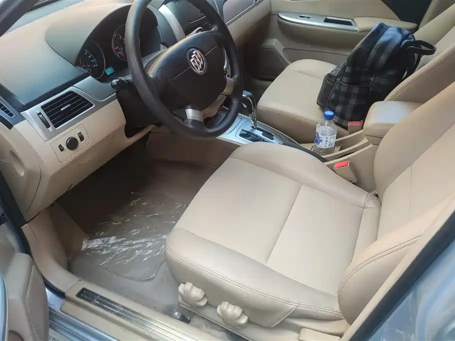 Buick Excelle 2013 1.5L Automatic Classic фото 9