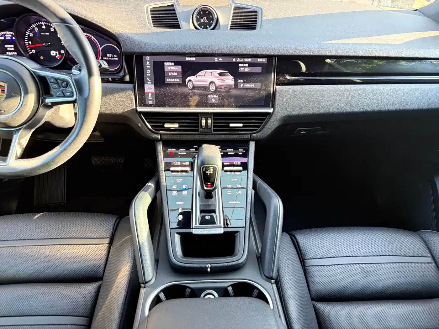 Porsche Cayenne 2019 Cayenne 3.0T фото 13