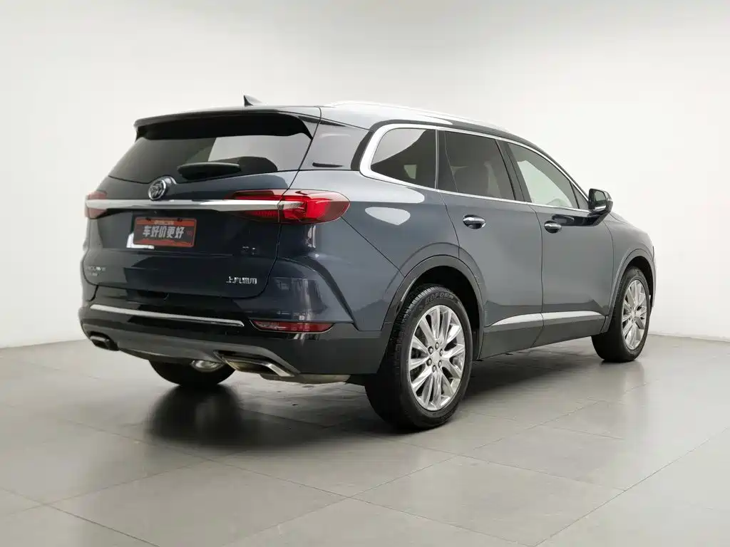 Фото 2 - Buick Enclave