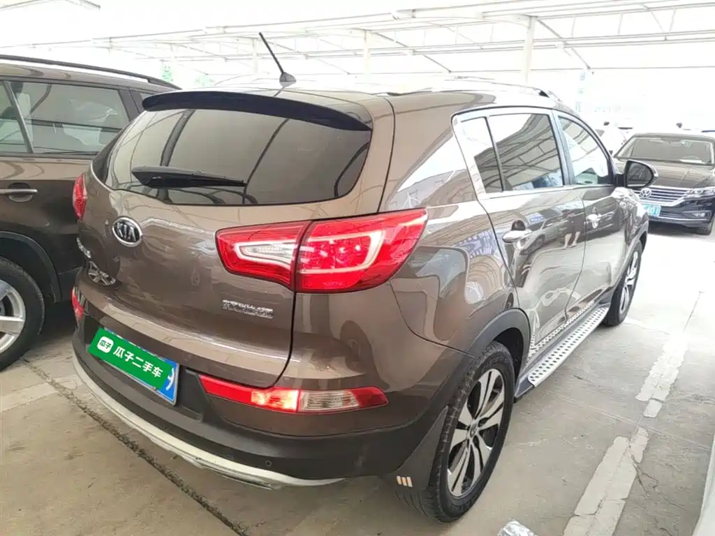 Kia Sportage 2014 2.0L Automatic 2WD Premium Special фото 7