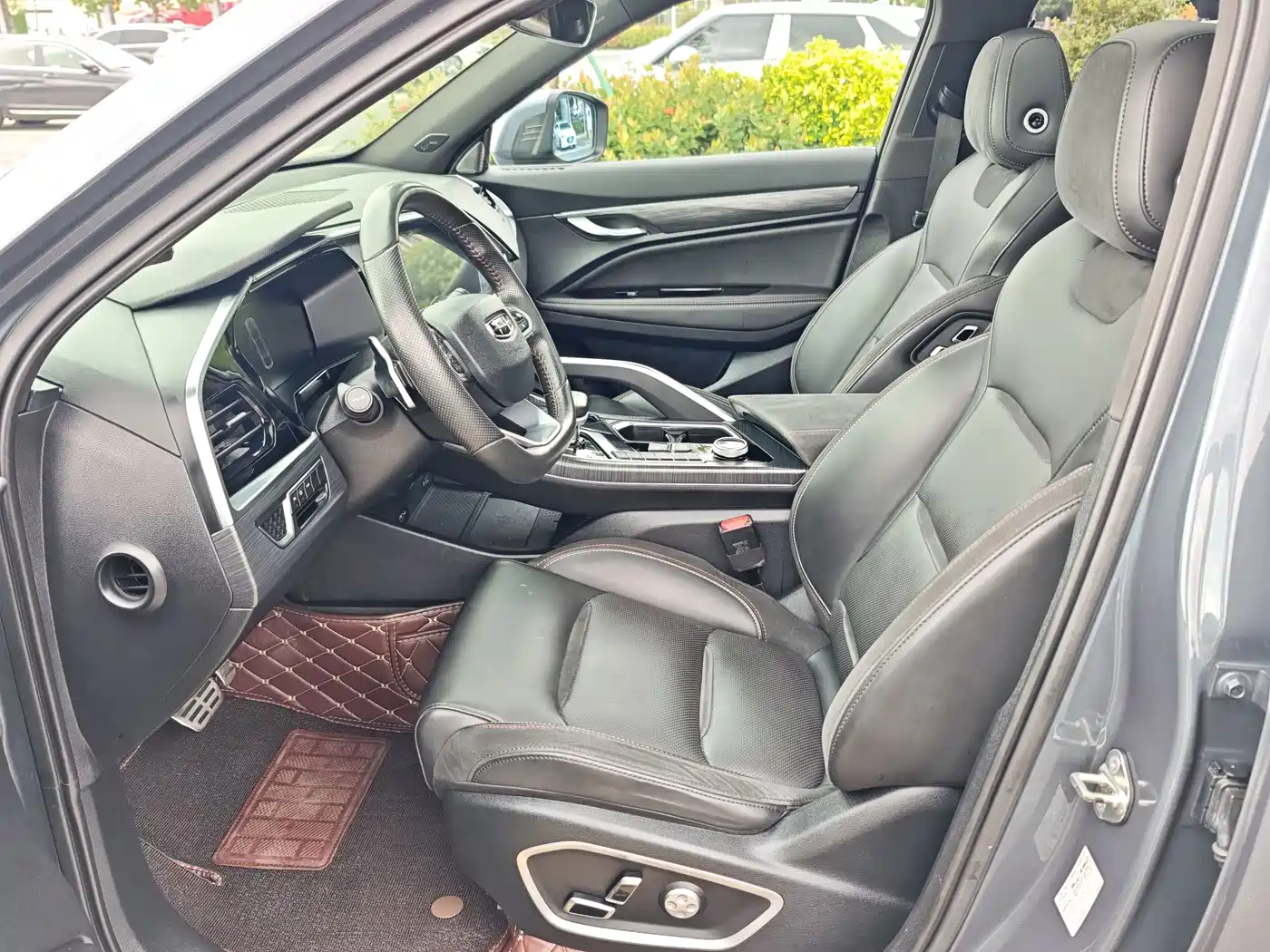 Photo 13 - Geely Tugella