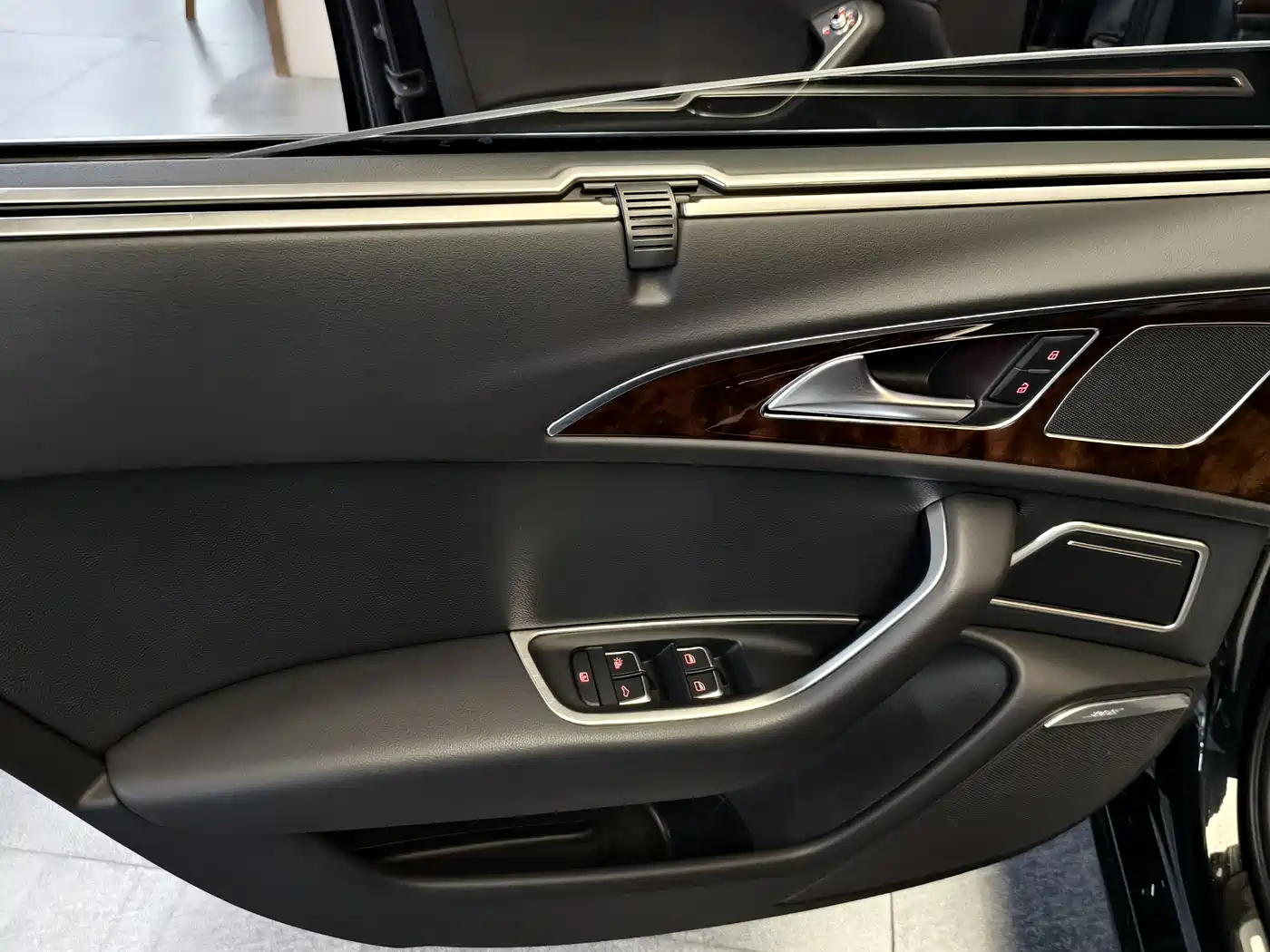 Audi A6L 2014 30 FSI Comfort фото 10