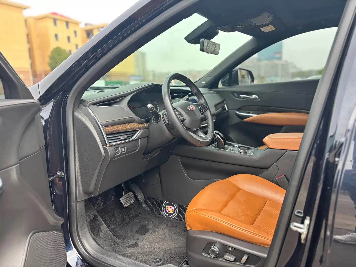 CADILLAC XT4