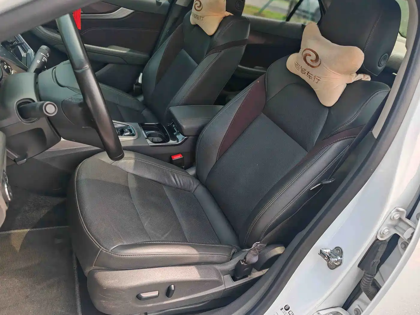 Chevrolet Malibu 2017 1.5T Automatic Luxury Edition фото 11