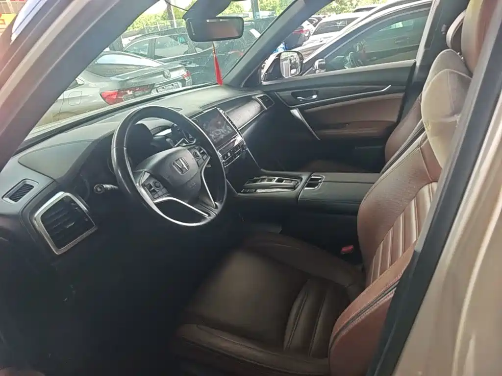 Honda UR-V 2017 2017 370TURBO AWD Premium Edition China V