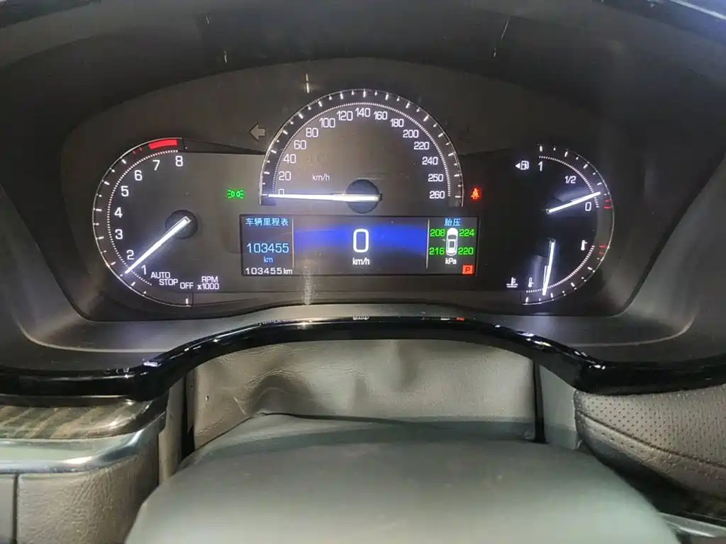 Фото 4 - Cadillac XT5