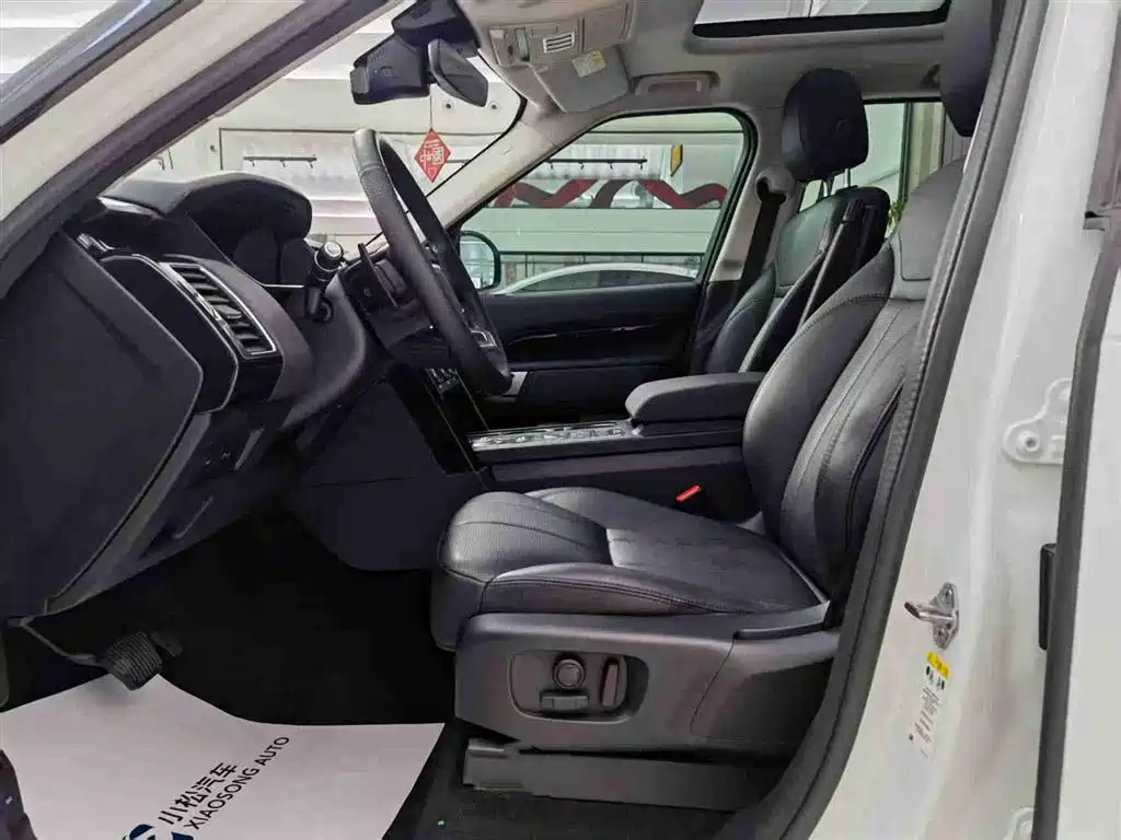 Land Rover Discovery 2020 3.0 SC V6 SE фото 10
