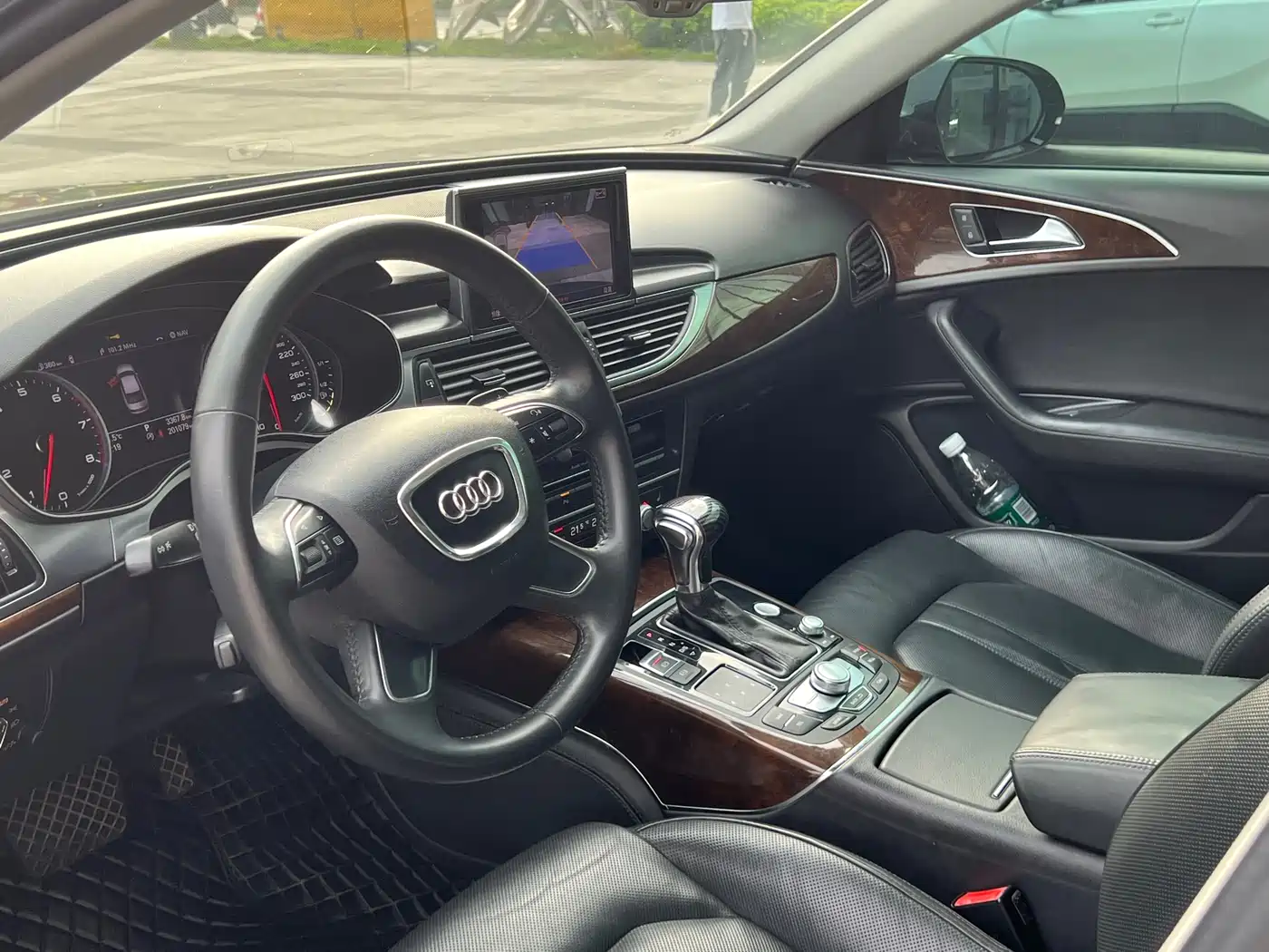 Audi A6L 2012 35 FSI Comfort фото 10