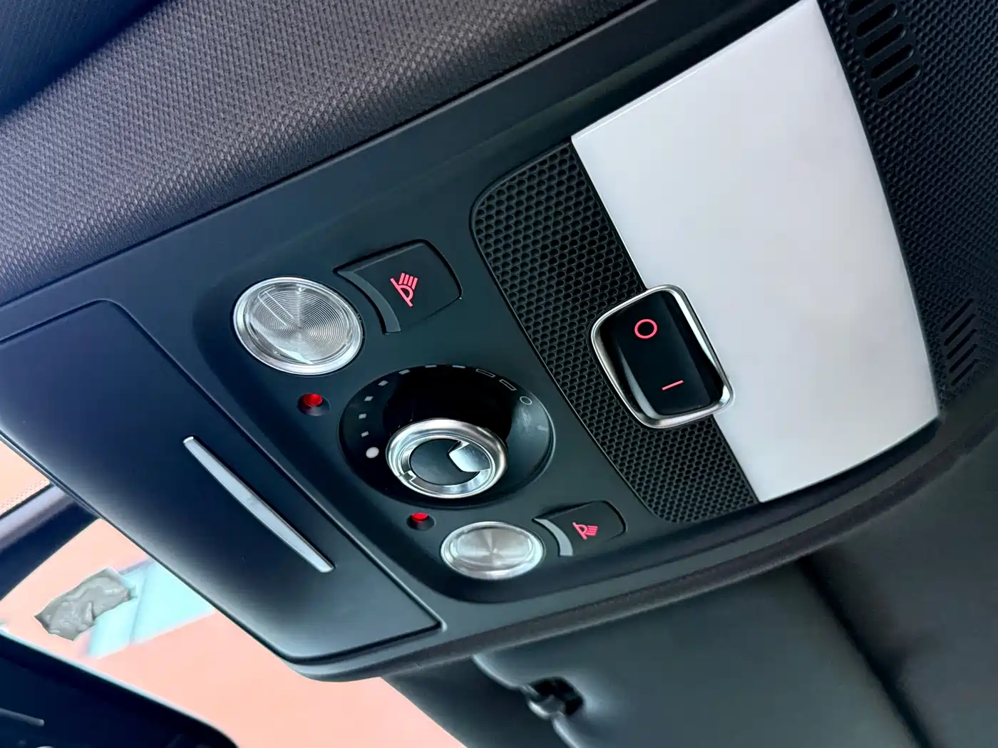 Фото 14 - Audi A4L