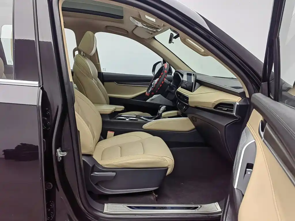 SAIC Maxus D90 2019 2017 2.0T Automatic 2WD Uranus