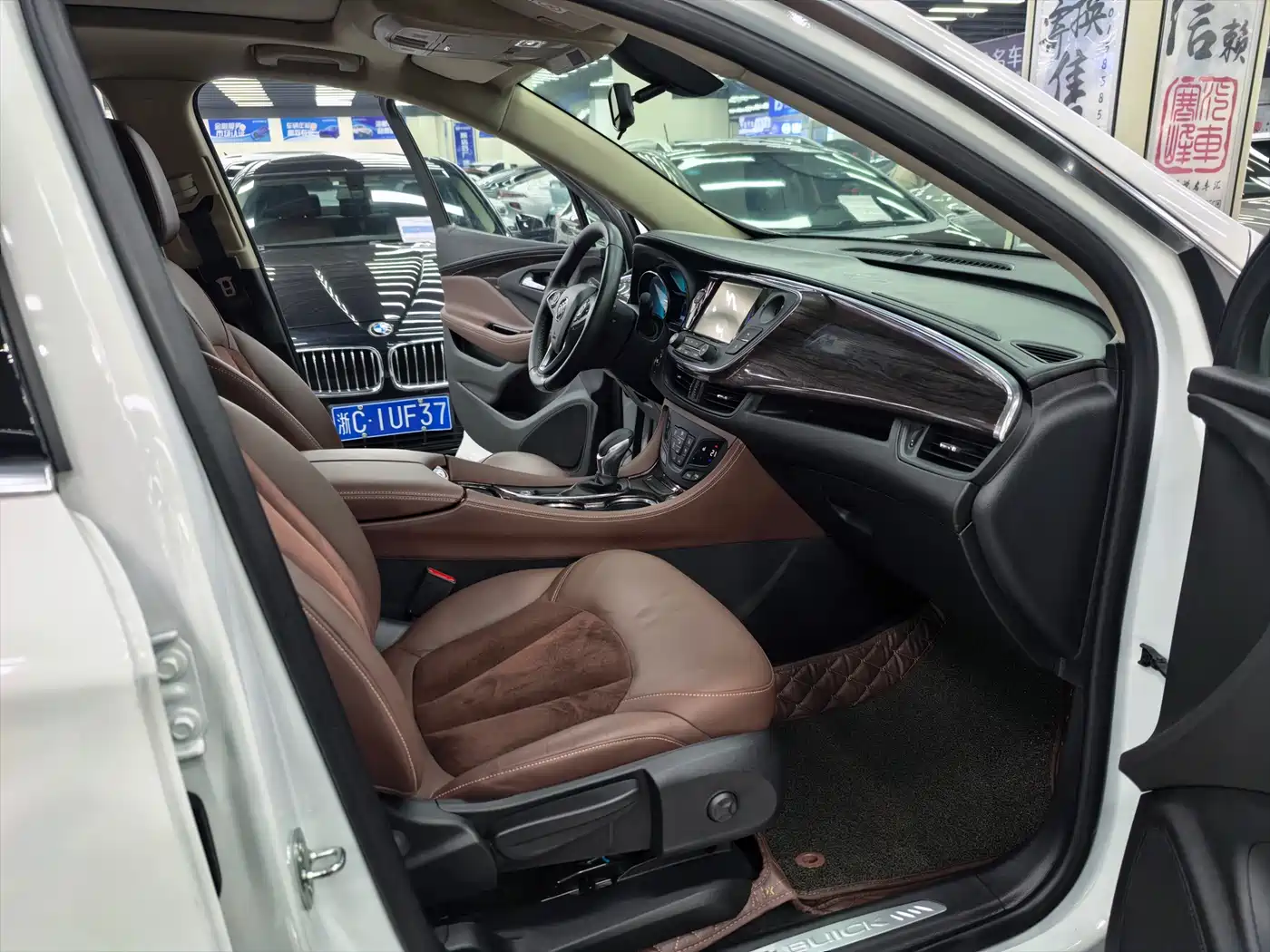 Buick Envision Plus 2017 20T FWD Elite фото 8