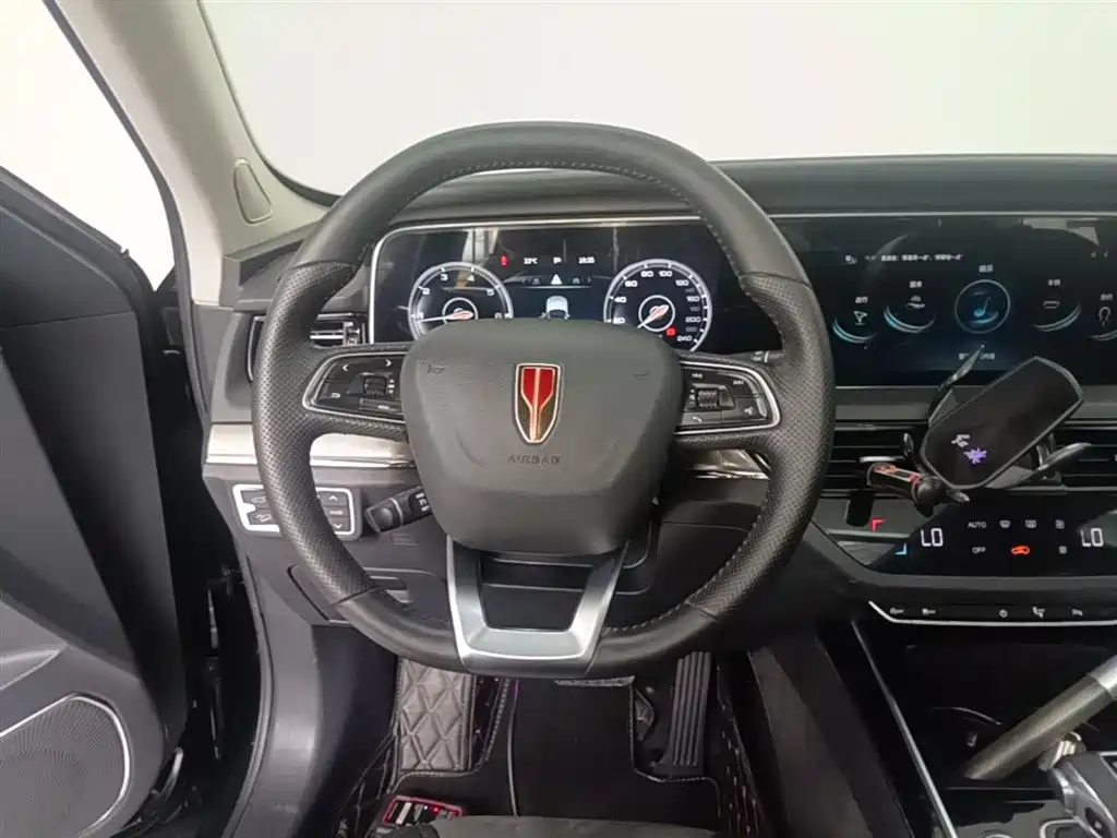 Hongqi HS5 2022 Facelift 2.0T Smart Flag Enjoyment Edition фото 11