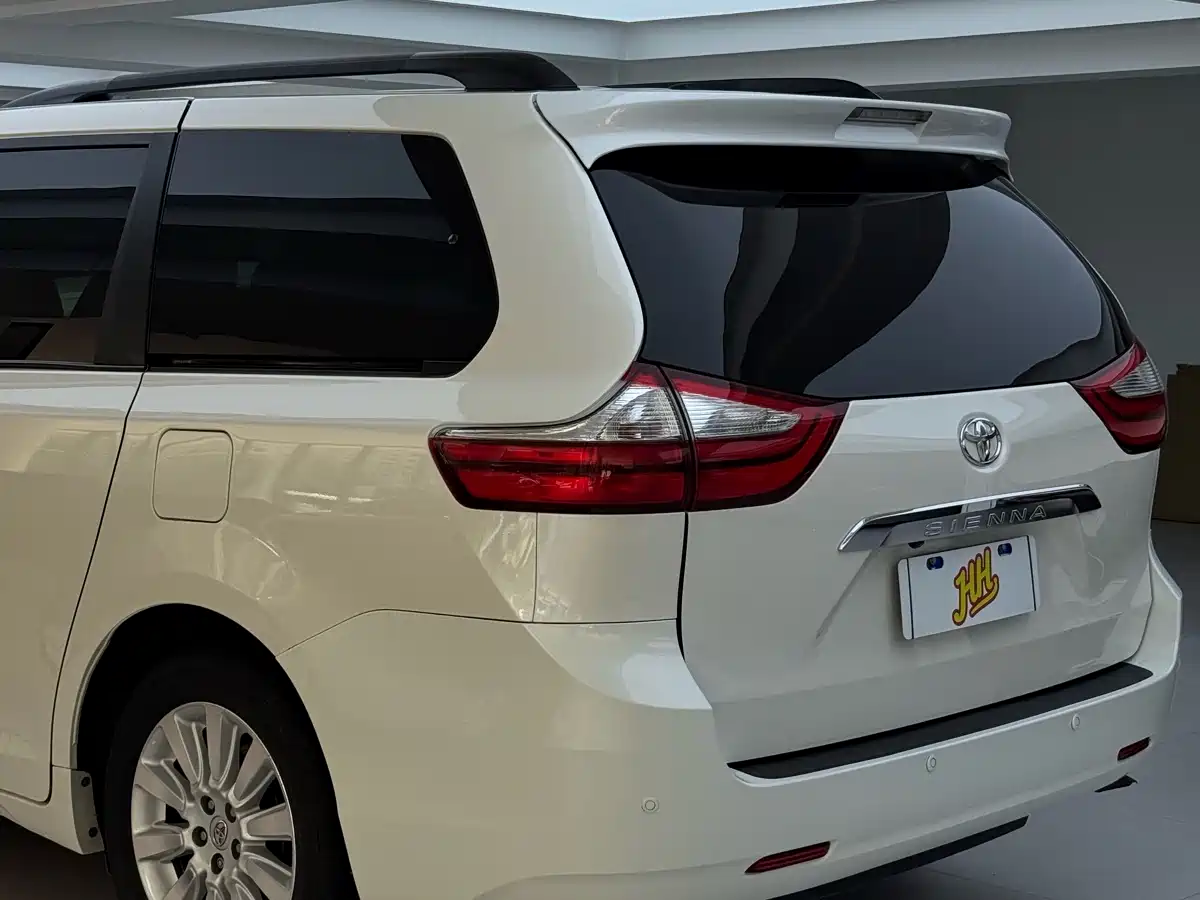 Toyota Sienna 2017 2015 3.5L 4WD L