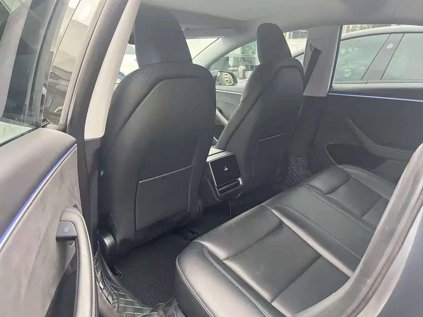 Фото 5 - Tesla Model 3