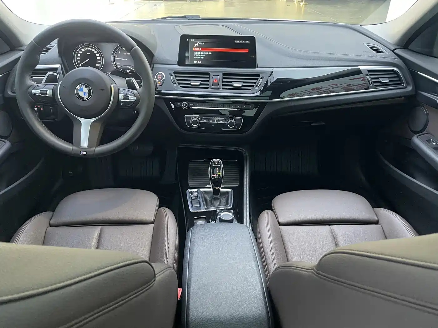 BMW 1 Series 2020 Model 125i Leading M Sport Package фото 5