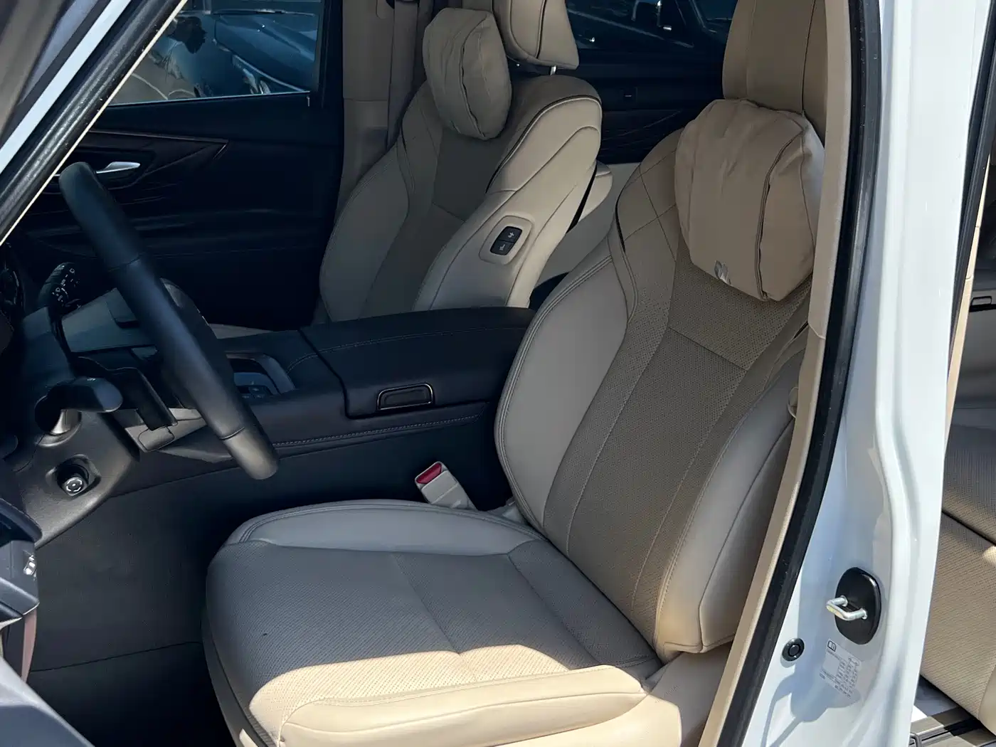 Toyota Alphard 2024 Hybrid 2.5L Ultimate Enjoyment Edition фото 12