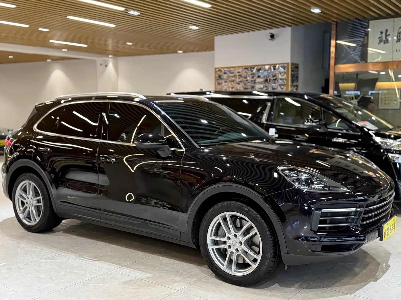 Porsche Cayenne 2018 Cayenne S 2.9T фото 3