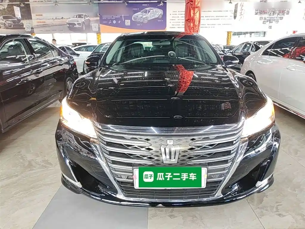 Toyota Crown 2015 2.5L Smart Edition фото 3