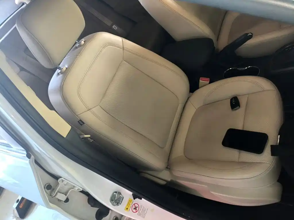 Фото 25 - Changan Eado