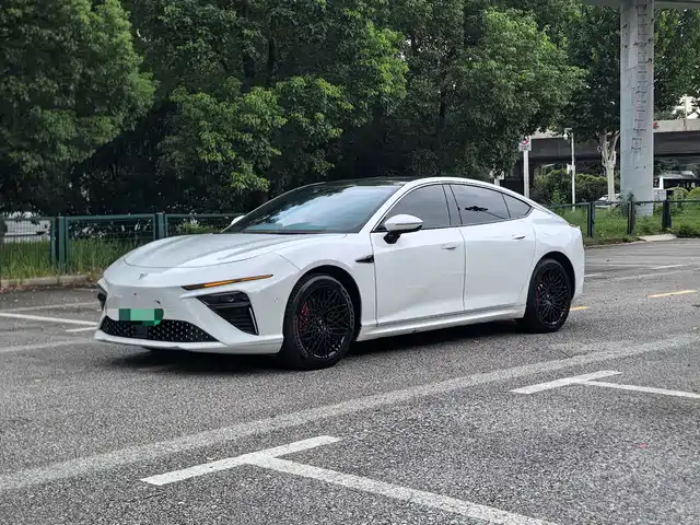  Nezha Auto Nezha S 2022 Model Pure Electric 715km RWD Grand Edition