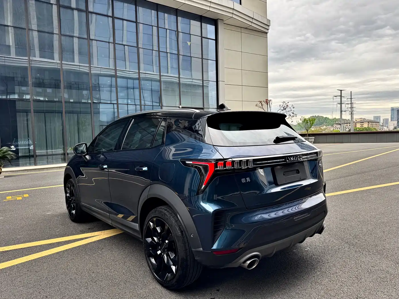 Lynk & Co 06 2020 1.5T Halo фото 7