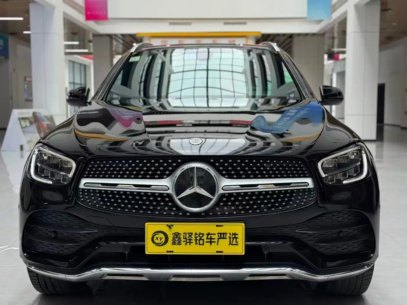 MERCEDES-BENZ GLC