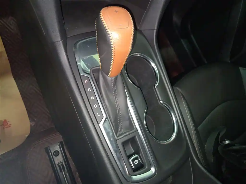 Chevrolet Equinox 2018 535T Automatic Control Edition фото 14
