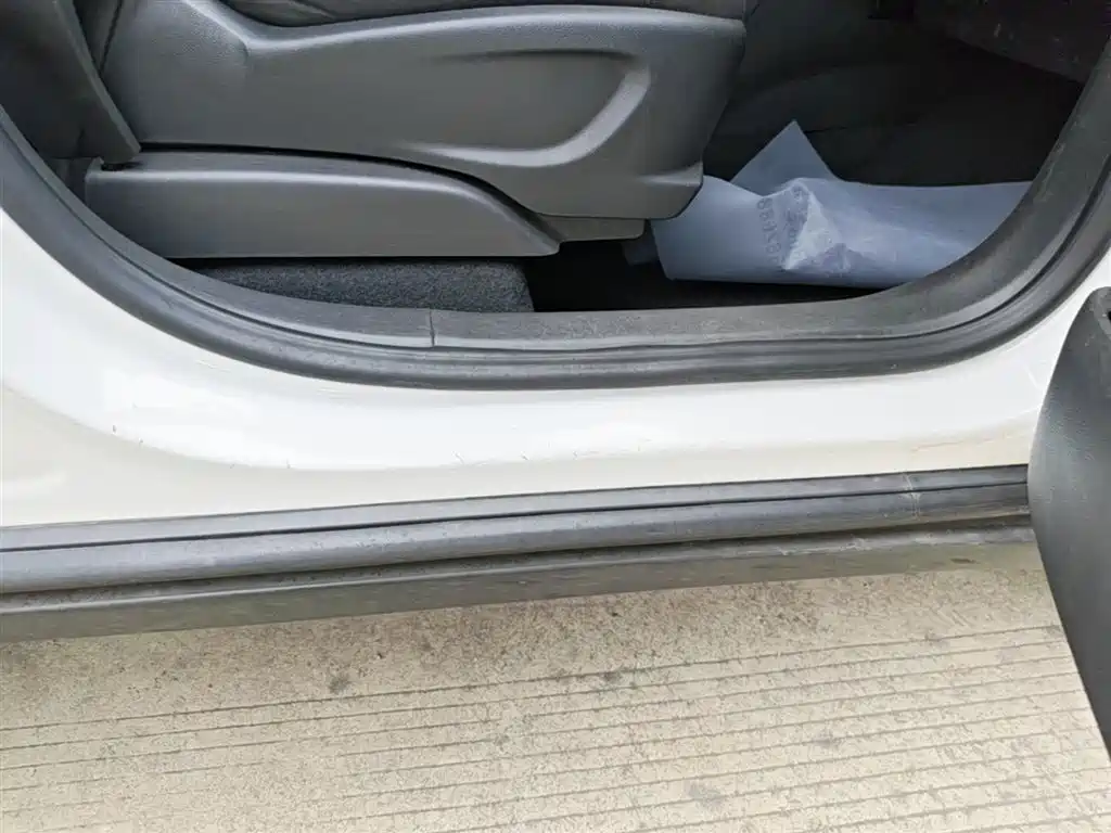 Buick Encore 2018 18T Automatic 2WD Urban Leading фото 21
