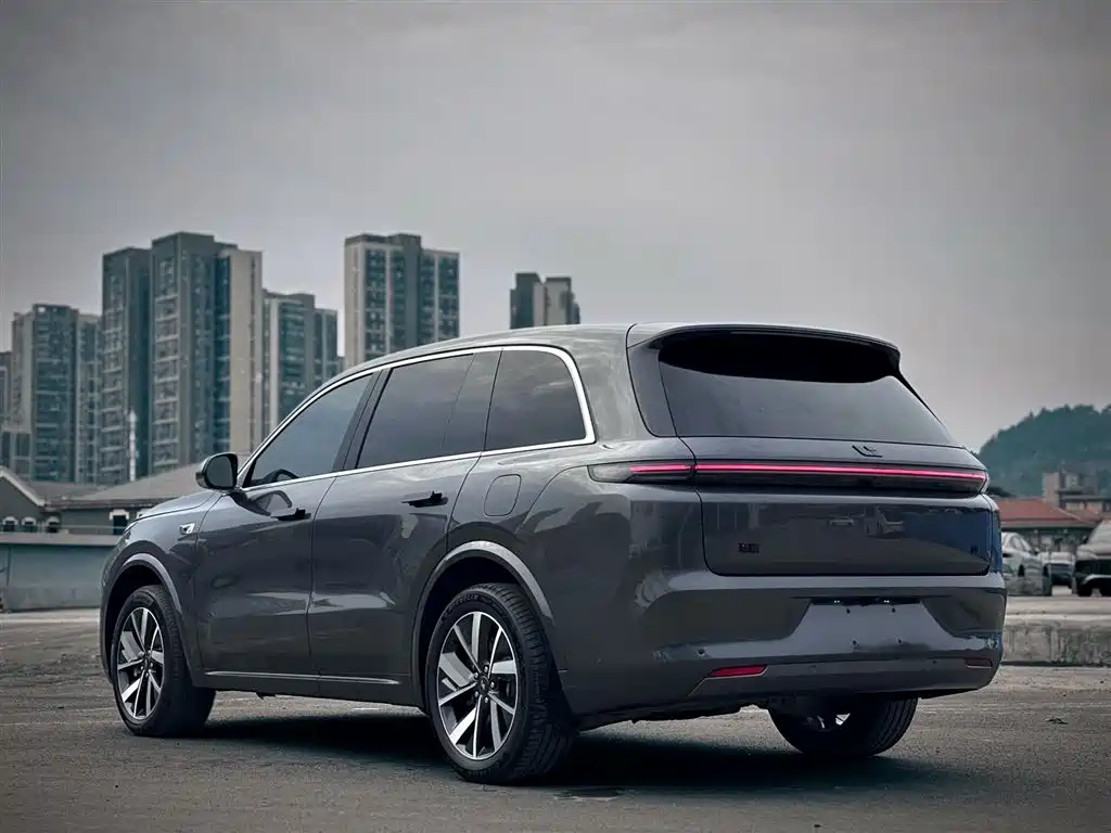 Li Auto IDEAL L8