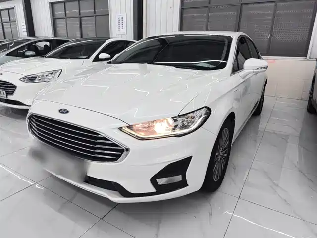 Ford Mondeo New Energy 2018 2.0 PHEV Smart Control Fashion Version China VI