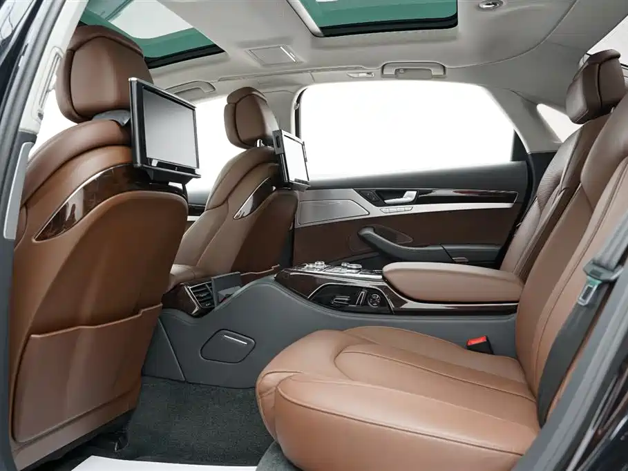 Audi A8 2013 A8L 45 TFSI quattro Luxury фото 10