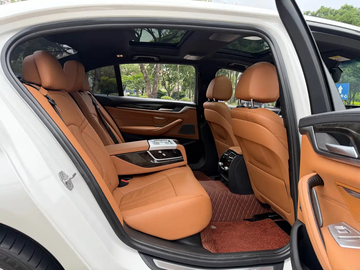 BMW 5 Series 2018 Facelift 530Li Exclusive M Sport Package фото 22