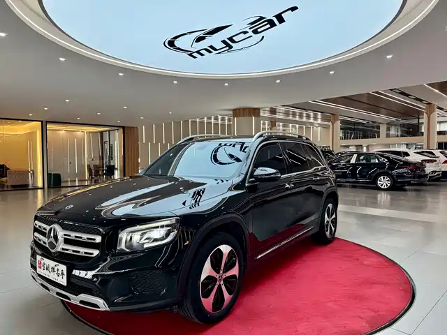 mercedes-benz glb
