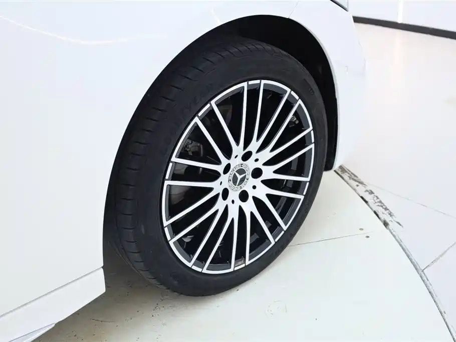 Mercedes-Benz C-Class 2022 Facelift C 260 L Sport фото 12