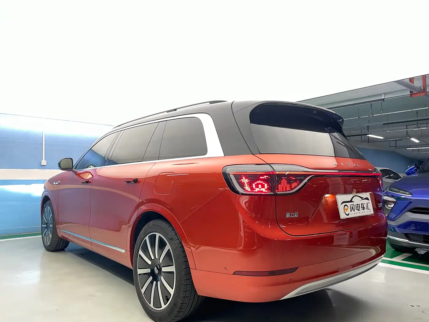 AITO Wenjie AITO M9 2024 Range Extender Max Edition 42kWh 6-seater фото 8