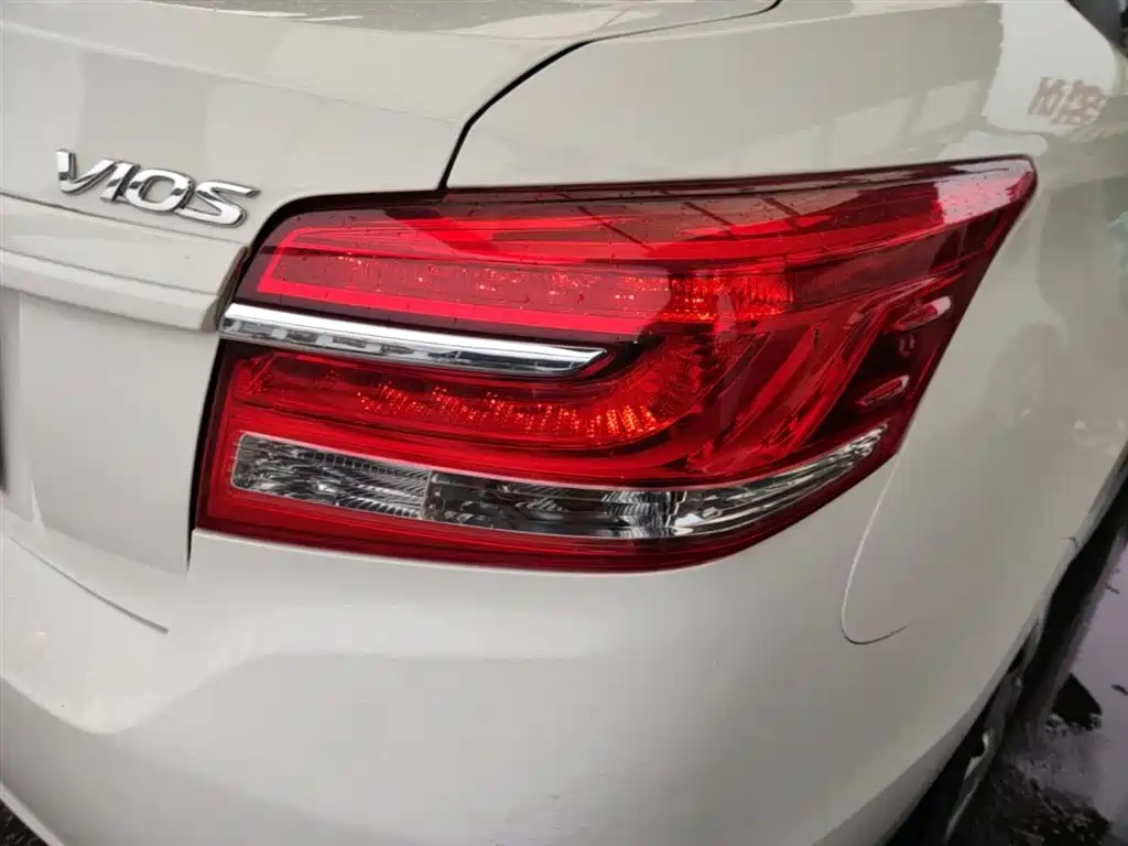 Toyota Vios 2017 1.5L CVT Pioneer фото 24