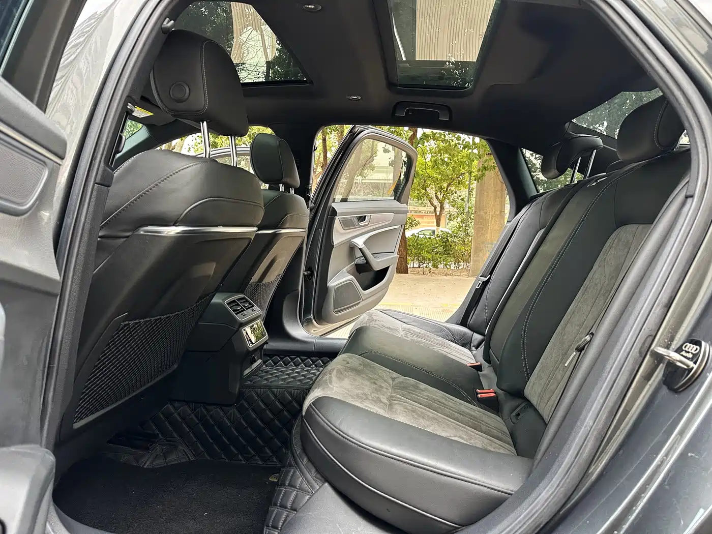 Audi A6L 2021 45 TFSI Exclusive Sport фото 5