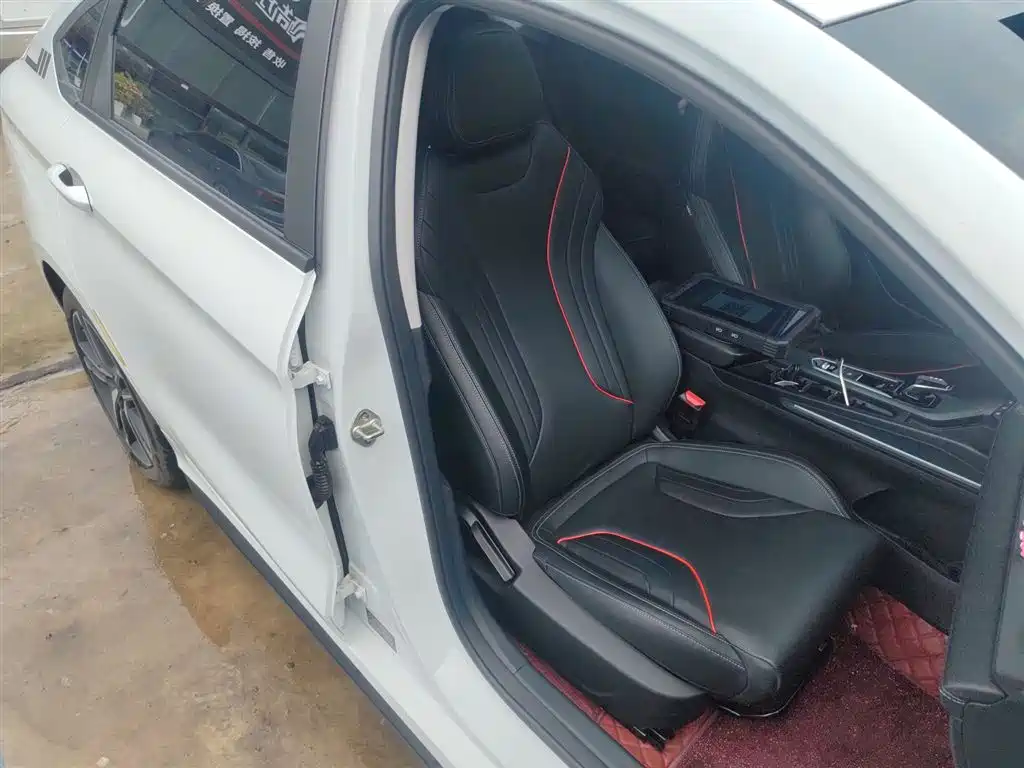 Фото 25 - Geely Binrui