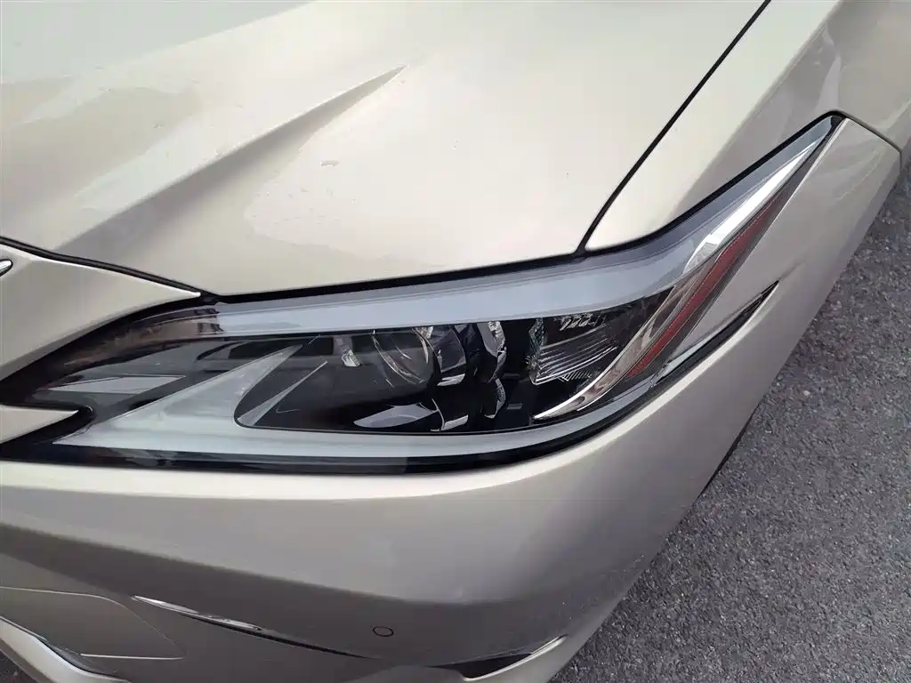 Lexus ES 2020 200 Excellence фото 16